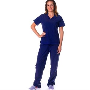 Essential Threads Scrub Set